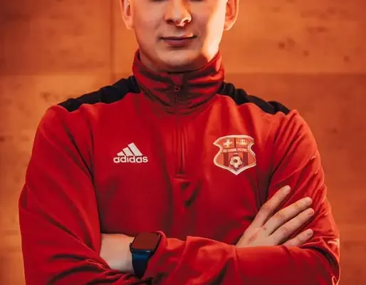 Szymon Cetnarowski wraca na stanowisko trenera Legionu Pilzno