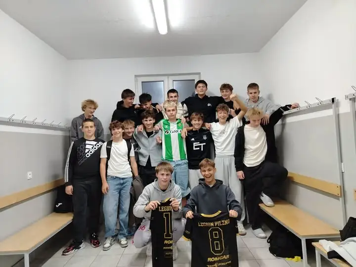 B1 Junior Młodszy: Legion Pilzno rozgromił Błękitnych Ropczyce 8:1