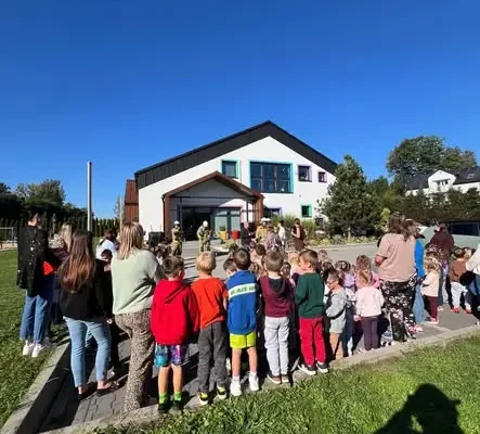 Próbna ewakuacja i nauka pierwszej pomocy w przedszkolu w Jodłowej