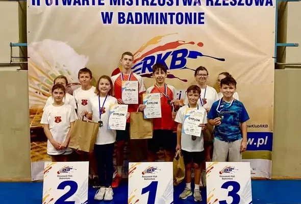 Legion Pilzno z medalami w Rzeszowie – sukcesy młodych badmintonistów