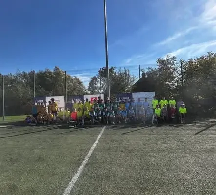 Młodzi piłkarze z Dębicy wicemistrzami turnieju „Z Orlika na Stadion”