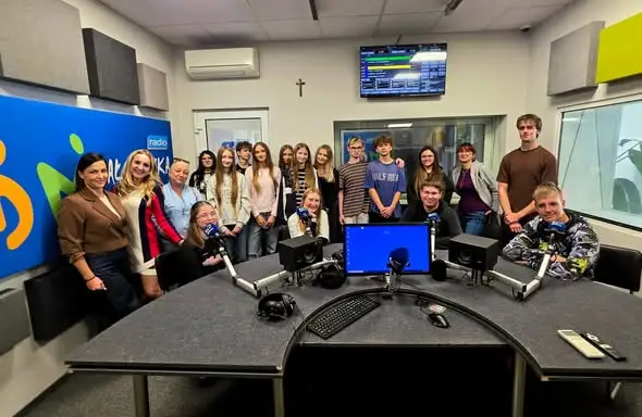 Uczniowie z Pilzna szkolili się w tarnowskich rozgłośniach radiowych