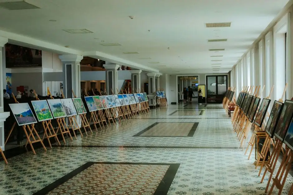 Rzeszów: otwarcie dwóch wystaw w Galerii NA ŚCIANIE – znamy laureatów konkursu pedagogów plastyki